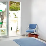 Xuroy Hotel