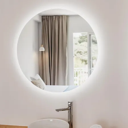 Xuroy Hotel 2*
